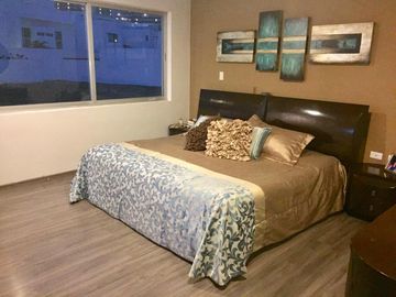 SE VENDE HERMOSA CASA