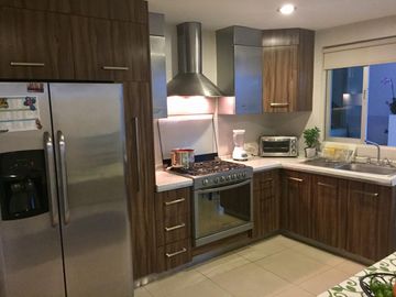 SE VENDE HERMOSA CASA