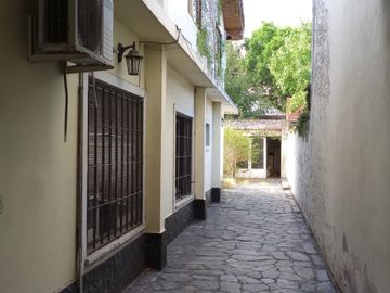 Chalet en venta en Castelar Sur