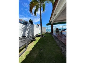 HERMOSA CASA FRENTE AL MAR EN FARALLON