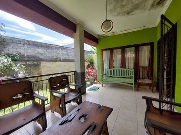 Rumah 3 Lantai plus Ruang Usaha Kolonel Masturi Cimahi Utara