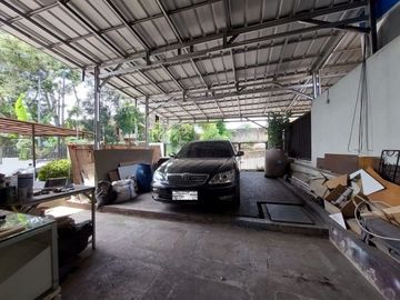 Rumah 3 Lantai plus Ruang Usaha Kolonel Masturi Cimahi Utara