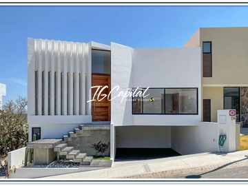 Casa en Zibatá 4 habitaciones, sótano y sala doble altura IG