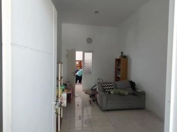 Rumah Nyaman dkt Pusat Kota Cimahi Cihanjuang Bandung Barat