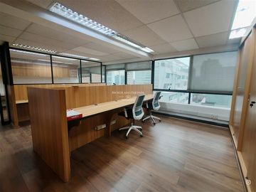 Oficina en arriendo en Providencia