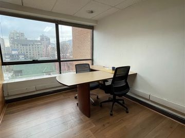 Oficina en arriendo en Providencia