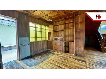 AMPLIO TERRENO EN VENTA IDEAL PARA NEGOCIO O VIVIENDA EN CRISTO REY