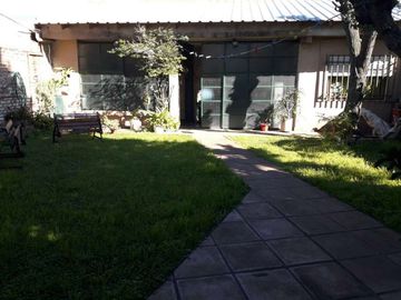 Casa en venta en Moron Sur