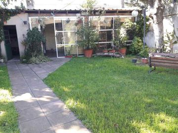 Casa en venta en Moron Sur