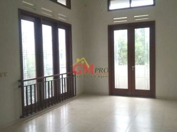 DIJUAL RUMAH DI BANDOENG TEMPO DOELOE KOTA BARU PARAHYANGAN BANDUNG - BARAT