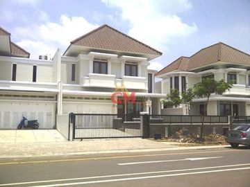 DIJUAL RUMAH DI BANDOENG TEMPO DOELOE KOTA BARU PARAHYANGAN BANDUNG - BARAT