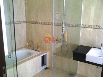 DIJUAL RUMAH DI BANDOENG TEMPO DOELOE KOTA BARU PARAHYANGAN BANDUNG - BARAT