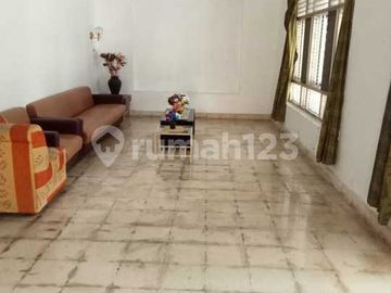 Rumah Cocok Untuk Usaha dan Kantor di Pusat Kota Tegal