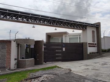 Venta de casa Sector Valle de los Chillos la Armenia 2 Veracruz II 250 M2