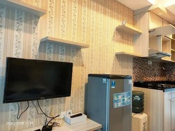 JUAL Cepat Murah Banget sudah SHM Apartemen Capitol Park Residence STUDIO furnish