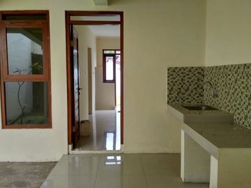 RUMAH BARU SIAP HUNI DI CINUNUK DEKAP FASILITAS PENDIDIKAN BEBAS BANJIR CEK DESKRIPSI
