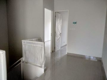 Rumah Baru Mewah RUNGKUT ASRI 1,65 M