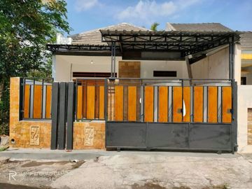 Rumah Jogja dijual dalam Lokasi Strategis 5 Menit ke JL.Kaliurang Km.12