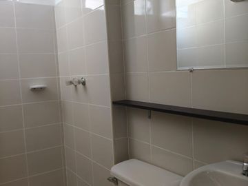 apartamento en arriendo en valle del lili. Cod A12244