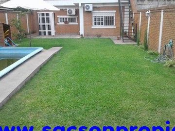 V626 Ituzaingo Venta Chalet 3 ambientes sobre Amplio Lote