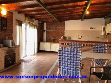 V626 Ituzaingo Venta Chalet 3 ambientes sobre Amplio Lote