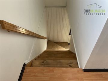 Local Comercial en Venta en Amplia Casa (4 niveles) con loc. comerciales en centro de Calbuco