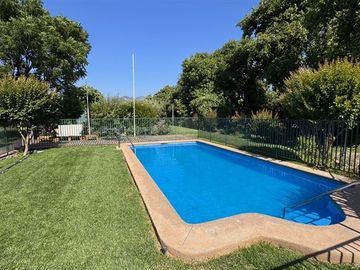 Parcela,8dorm7baños,estar,piscina,frutales,7estacionamientos
