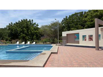 TERRENO EN URBANIZACIÓN ALTOS DE MANTA BEACH, SUR DE MANTA