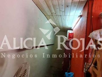 Venta  Casa 3 amb con  Lote   10x46 con  pileta y cochera. F.  Alvarez