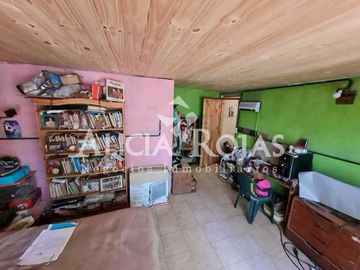 Venta  Casa 3 amb con  Lote   10x46 con  pileta y cochera. F.  Alvarez