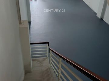 Disewakan Gudang N Office 2 Lantai Di Bizpark Pulo Gadung Jakarta