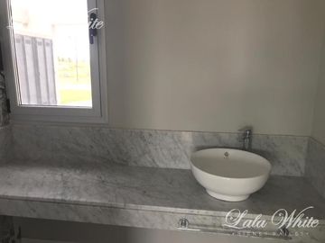 Venta - Casa en La Providencia