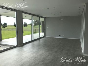Venta - Casa en La Providencia