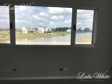 Venta - Casa en La Providencia