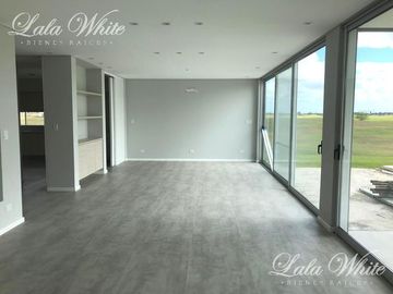 Venta - Casa en La Providencia