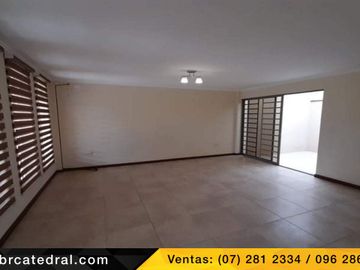 Casa de venta en Ricaurte – código:20002