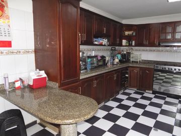 casa-local en arriendo/venta en san vicente. Cod V85621