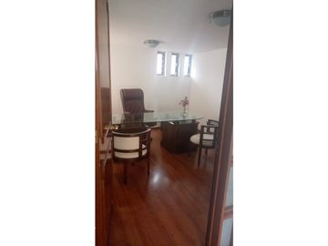 Casa En Venta  Para Vivir o Negocio Con Jardín En Anzurez, Dorada