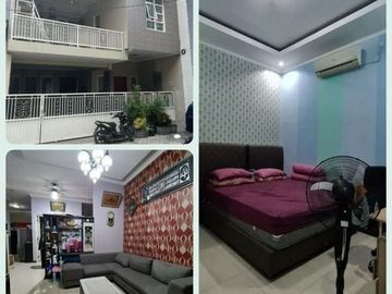 Dijual Rumah 2 Lantai Siap Huni Simolawang Surabaya