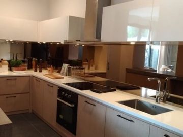JUAL Townhouse Mangrove Gaharu Residence,full marmer 3Lantai+basement.