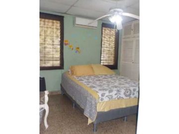 SE VENDE CASA EN LAS CUMBRES