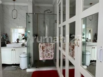 Jual Cepat Rumah Mewah 4 Lantai + Basement Lokasi Strategis di Ragunan, Pasar Minggu - Jakarta Selatan