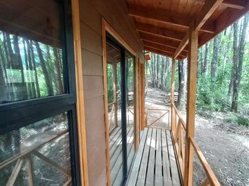 CASA EN PUCON CON PARCELA DE 1 HECTÁREA