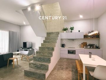 Rumah Modern Minimalis Dijual Fully Furnished Di Dalam Cluster