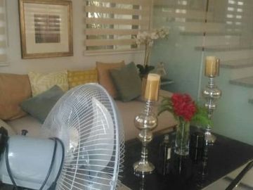 HOUSE & LOT FOR SALE IN NAIC CAVITE For more details, contact: DONALD PORTUGUEZ SUN# 0933825---- TM# 0955561----