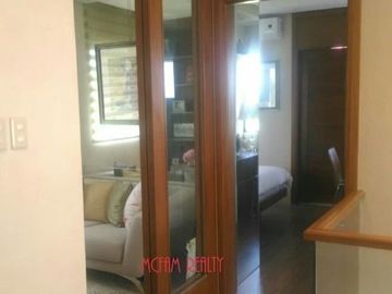 HOUSE & LOT FOR SALE IN NAIC CAVITE For more details, contact: DONALD PORTUGUEZ SUN# 0933825---- TM# 0955561----