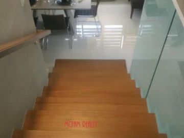 HOUSE & LOT FOR SALE IN NAIC CAVITE For more details, contact: DONALD PORTUGUEZ SUN# 0933825---- TM# 0955561----