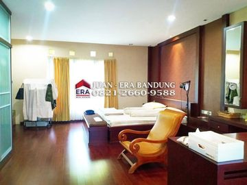 Rumah bagus Sayap Dago - Tubagus Ismail