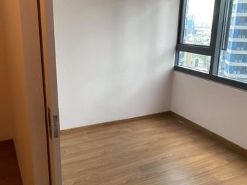 For sale: 1BR unit in The Rise