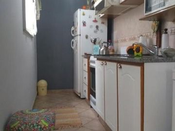 DUPLEX  3 AMB. CON PATIO Y COCHERA
